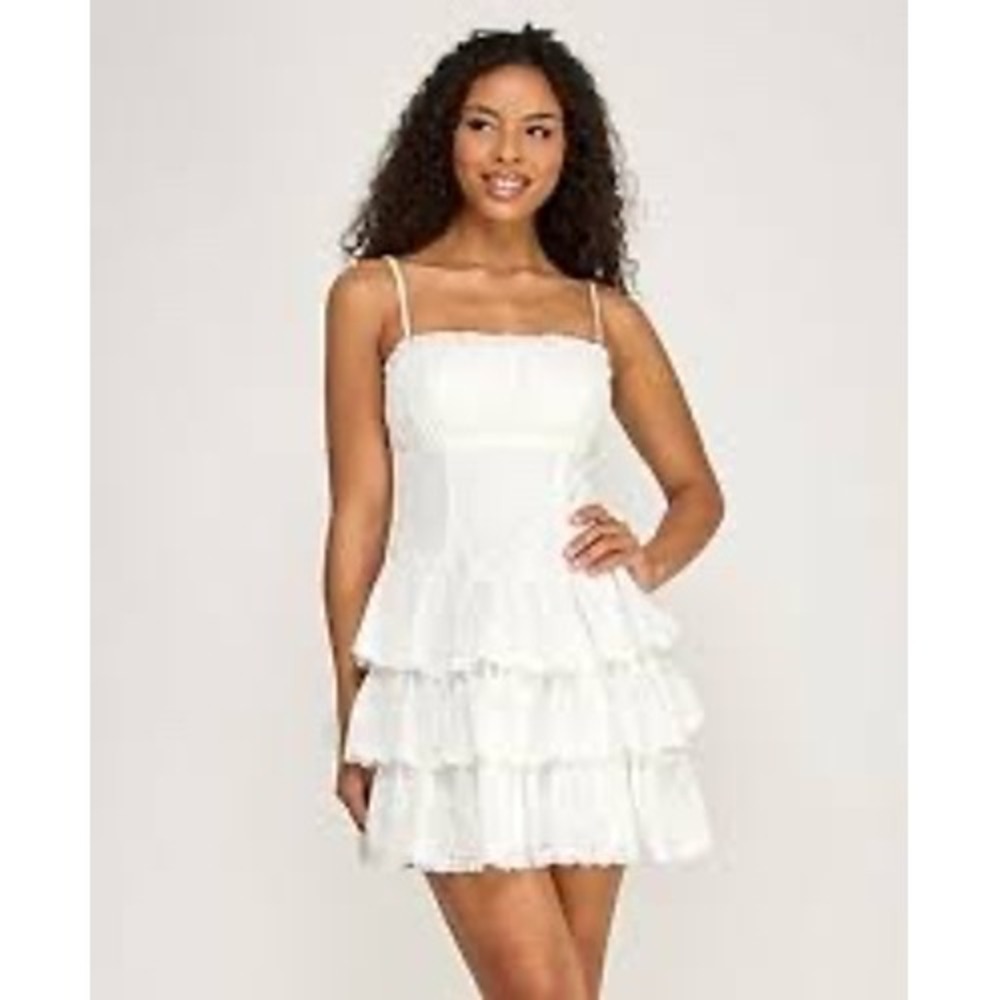 B. Darlin White Lace Tiered Ruffle Mini Dress Sweetheart Neckline Small